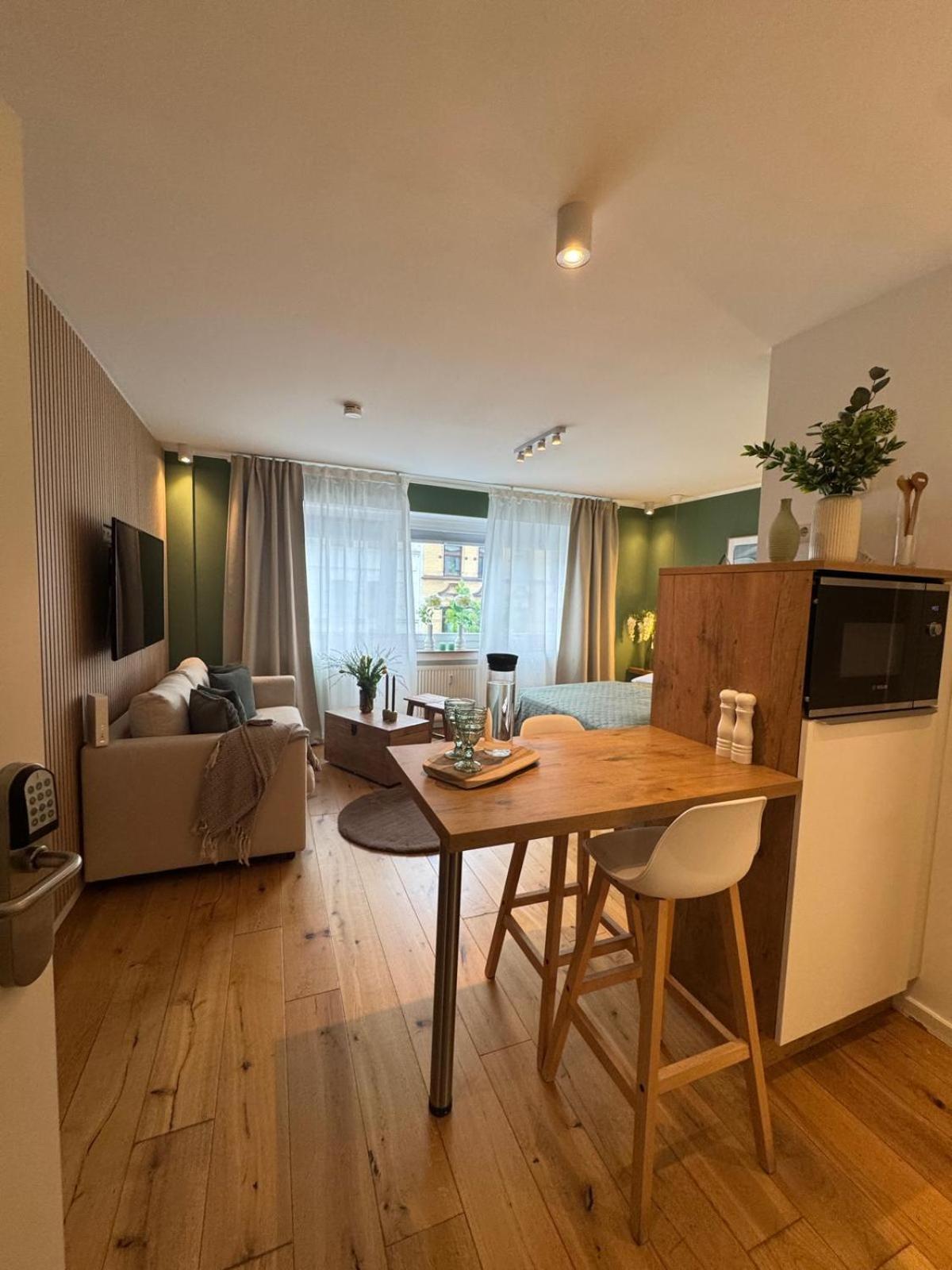 Nettes Appartment In Duesseldorf-Derendorf - Stylisch + Gemuetlich Luaran gambar