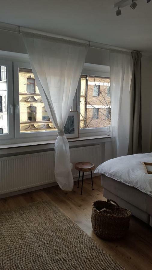 Nettes Appartment In Duesseldorf-Derendorf - Stylisch + Gemuetlich Luaran gambar