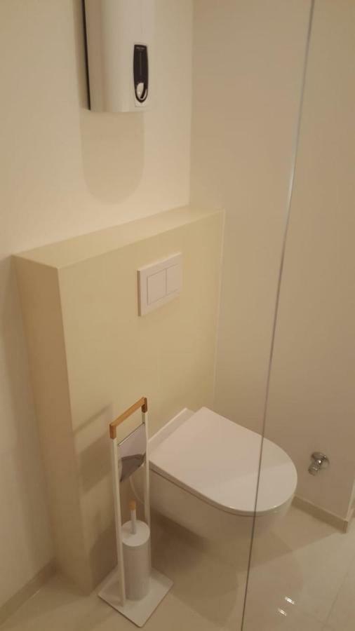 Nettes Appartment In Duesseldorf-Derendorf - Stylisch + Gemuetlich Luaran gambar